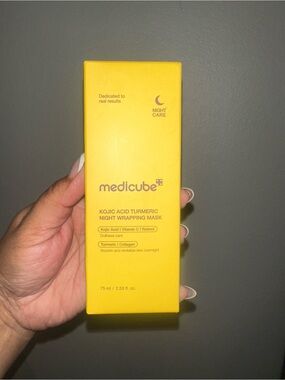 medicube Kojic Acid Turmeric Night Wrapping Mask — Yellow